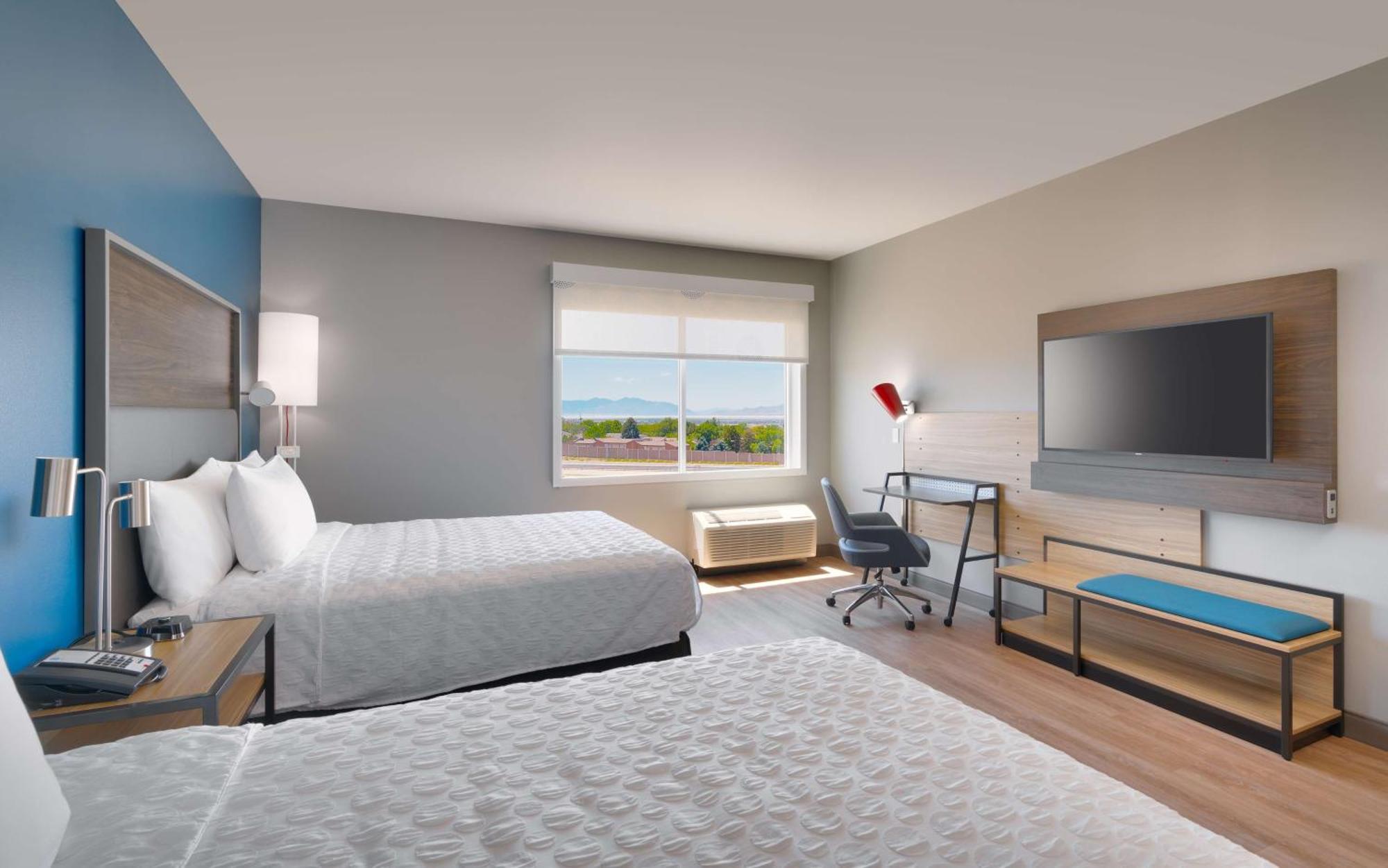 Tru By Hilton Clearfield Hill Air Force Base, Ut Hotel Exterior photo