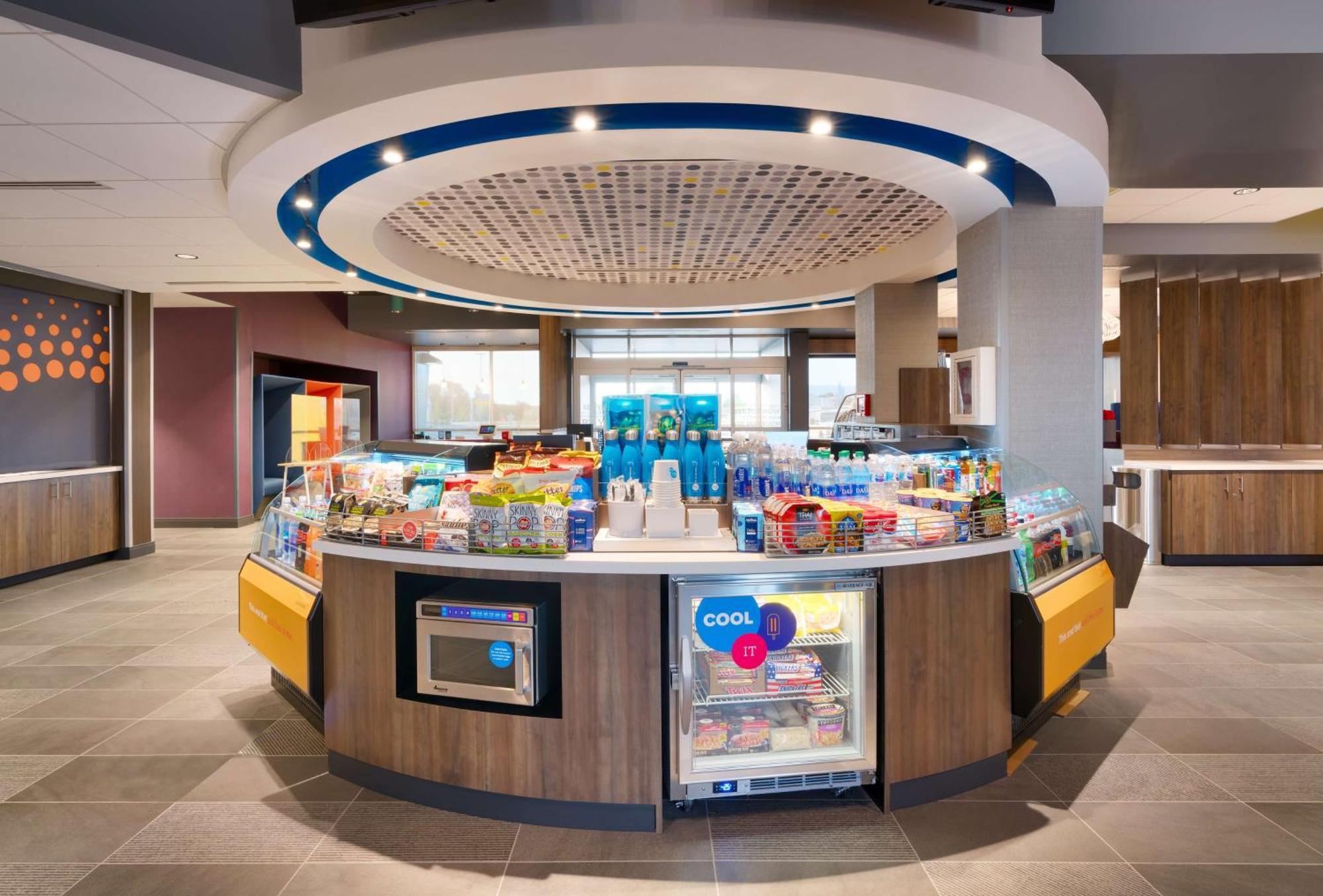 Tru By Hilton Clearfield Hill Air Force Base, Ut Hotel Exterior photo